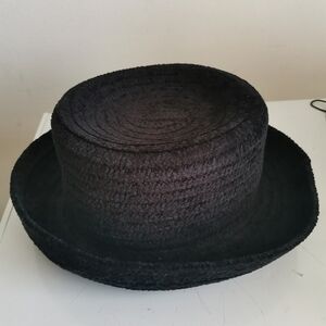 Vintage Women’s Betmar New York Hat Black Easily Folded.
